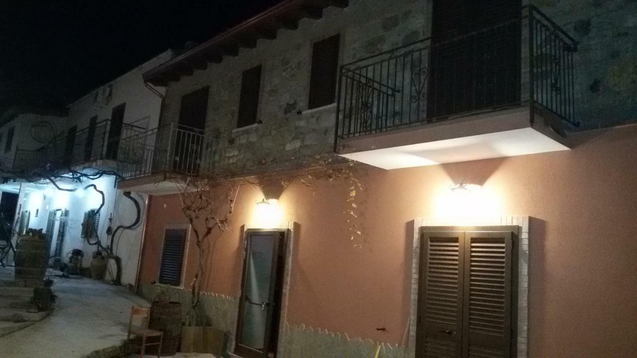 Agriturismo La Stragola Nicosia Zewnętrze zdjęcie