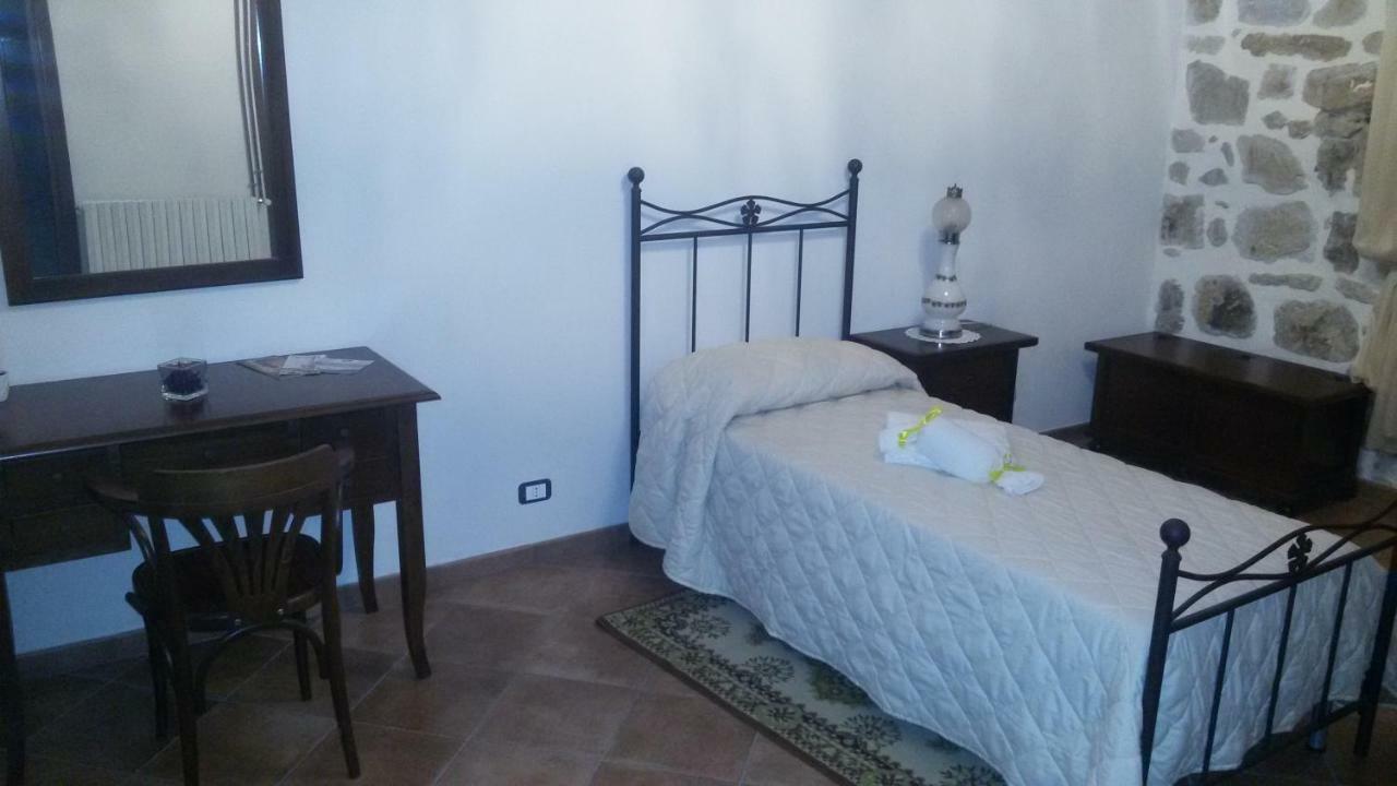 Agriturismo La Stragola Nicosia Zewnętrze zdjęcie